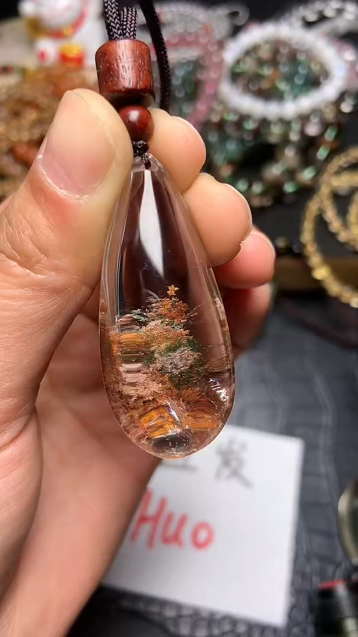 【闪购商品】水晶吊坠(赠链)未镶嵌129