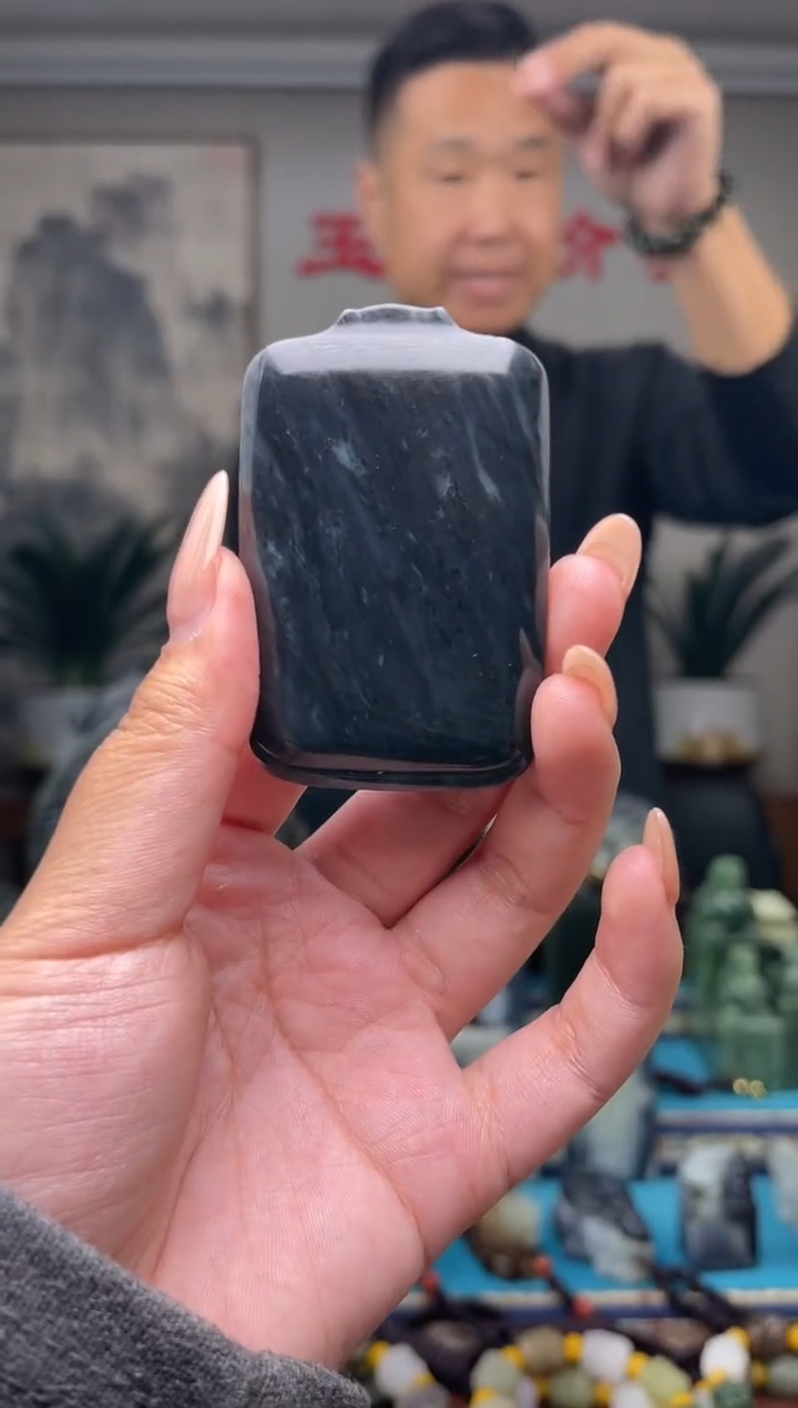 未镶嵌和田玉挂件1