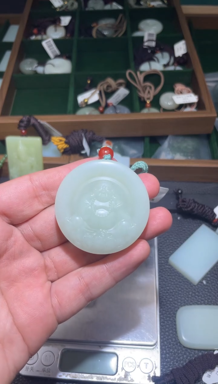 未镶嵌和田玉挂件挂件