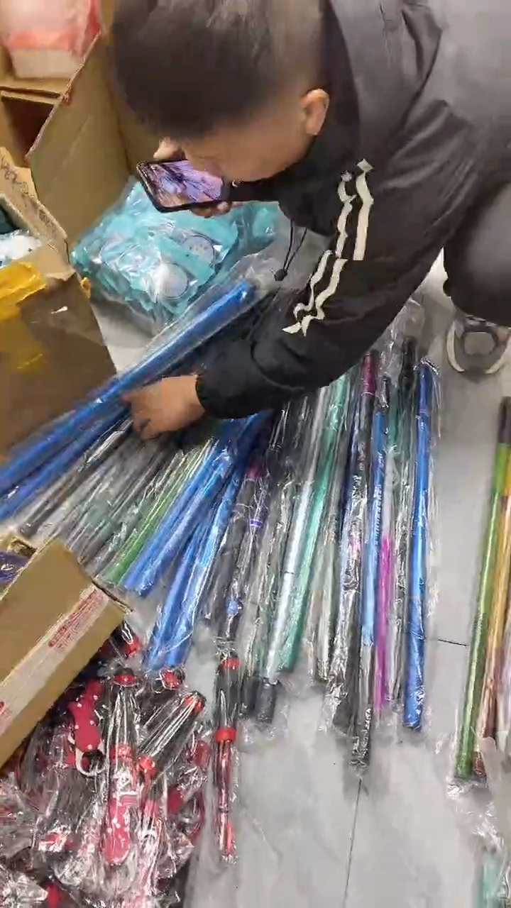 7.2米溪流竿 妖色随机         