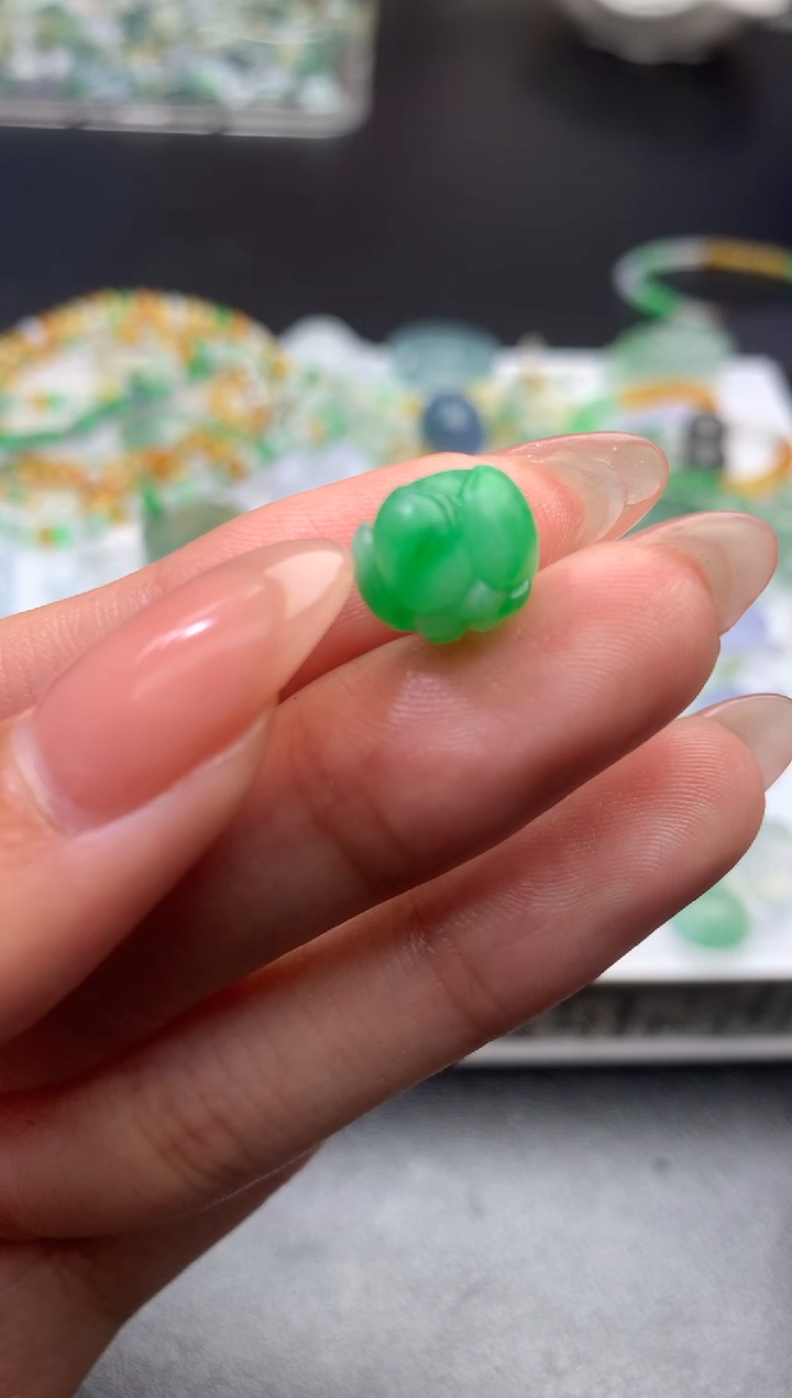 【闪购商品】定制翡翠未镶嵌毛货