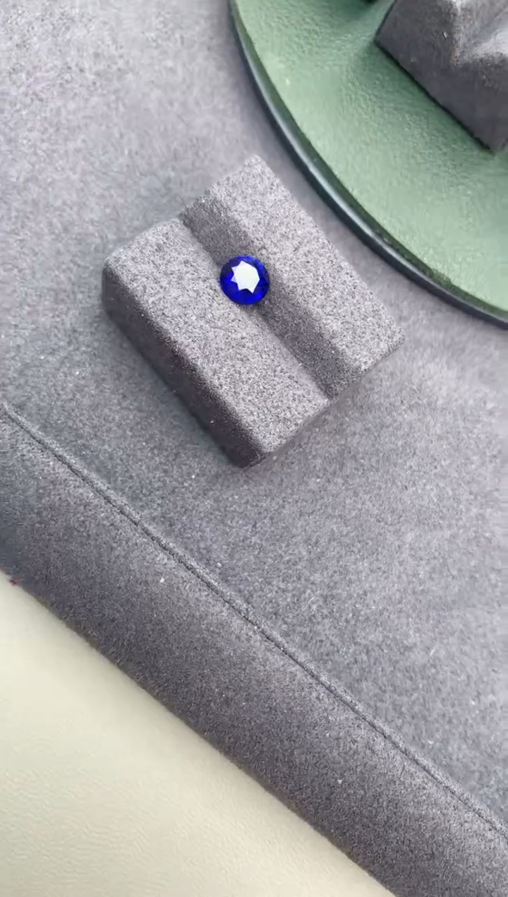 【闪购商品】蓝宝石裸石未镶嵌皇家蓝