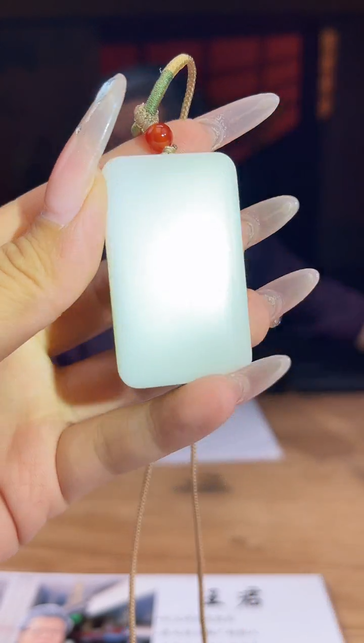 和田玉未镶嵌颈饰A881