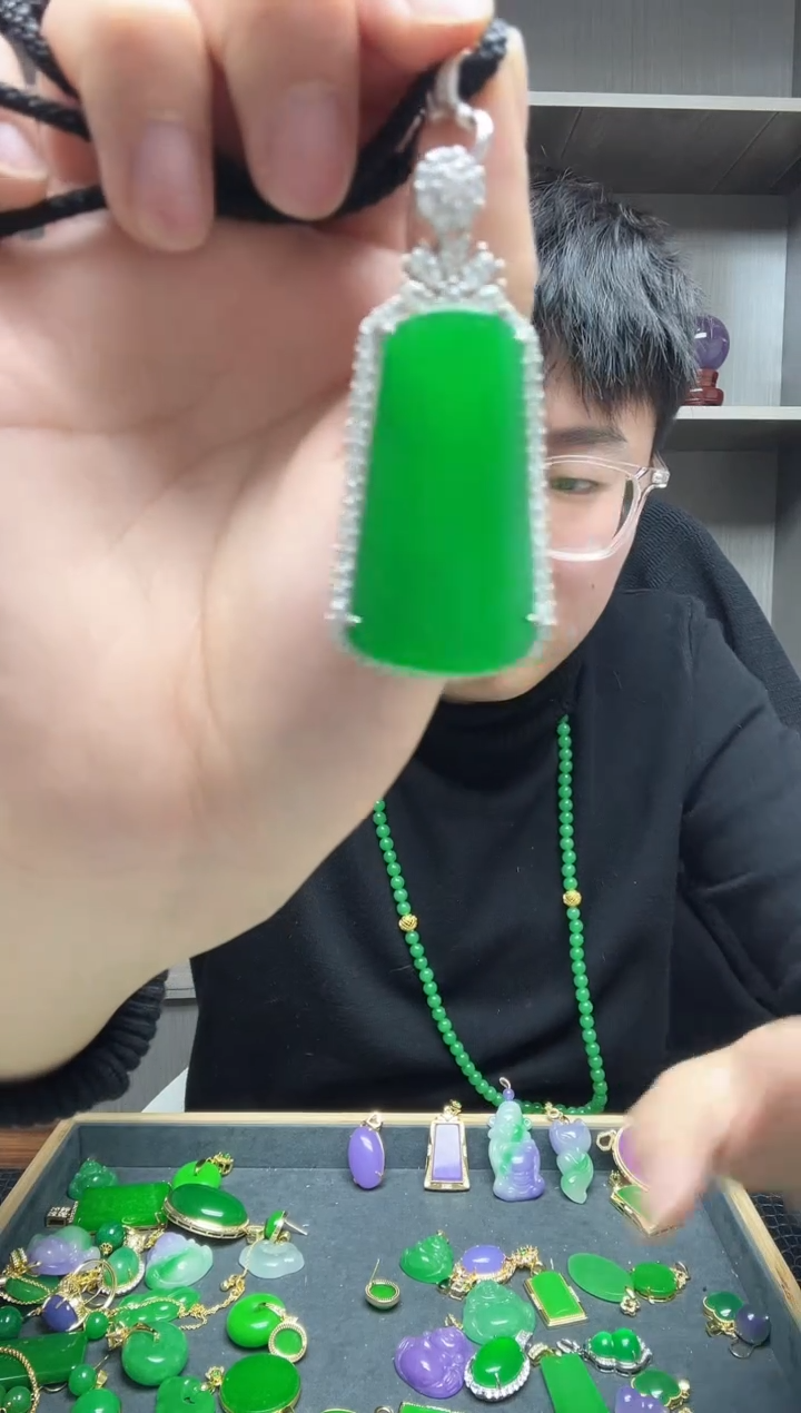 【闪购商品】翡翠吊坠(赠链)银S925镶嵌吊坠