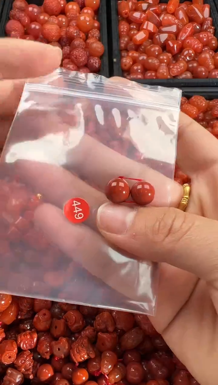 【闪购商品】南红玛瑙颈饰未镶嵌1