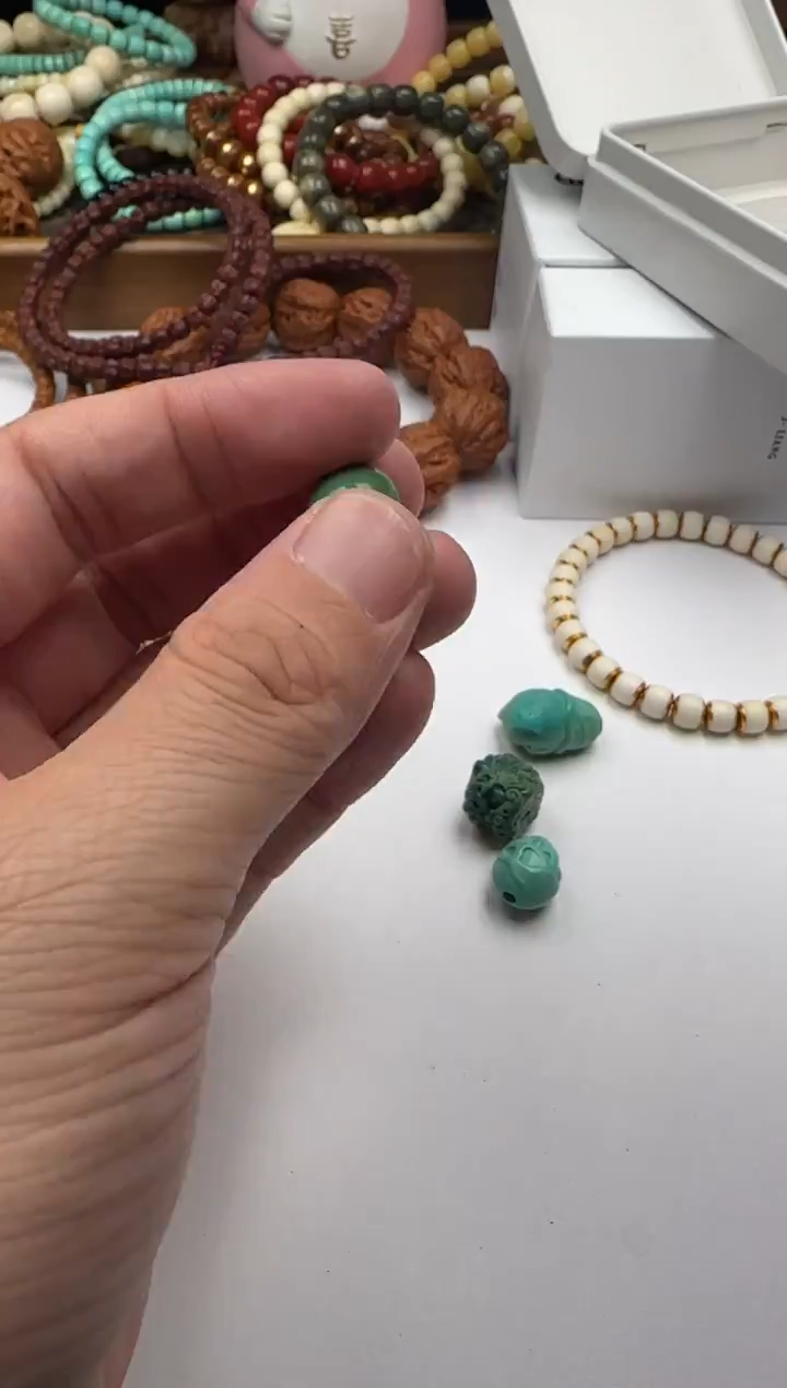 未镶嵌绿松石配饰原矿绿松石配饰