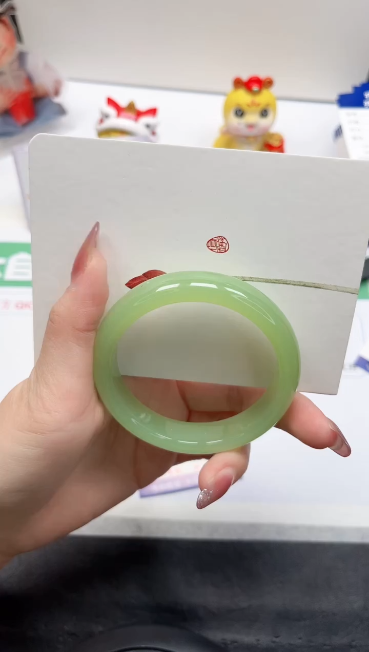 【闪购商品】石英质玉手镯未镶嵌215-58