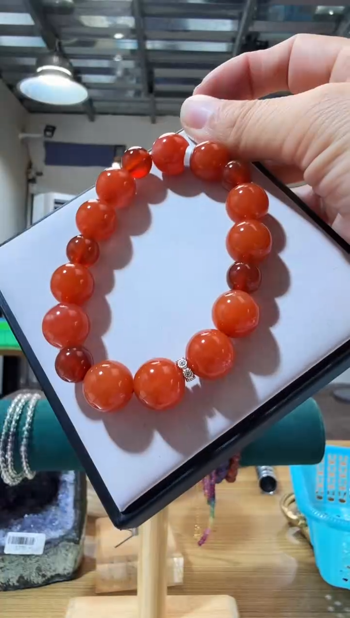 未镶嵌手链南红玛瑙优0579 约10-13mm