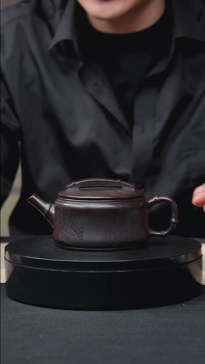 茶壶紫砂石黄刻绘熊猫竹节汉瓦