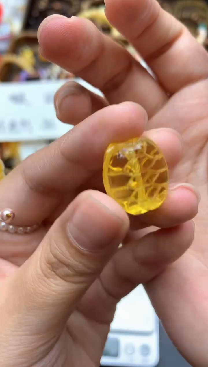 【闪购商品】琥珀珠宝奇石未镶嵌004琥珀蜜蜡花粉有纹小坑介意勿拍