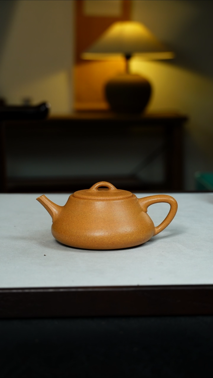 茶壶紫砂半手工黄金段泥石瓢160cc