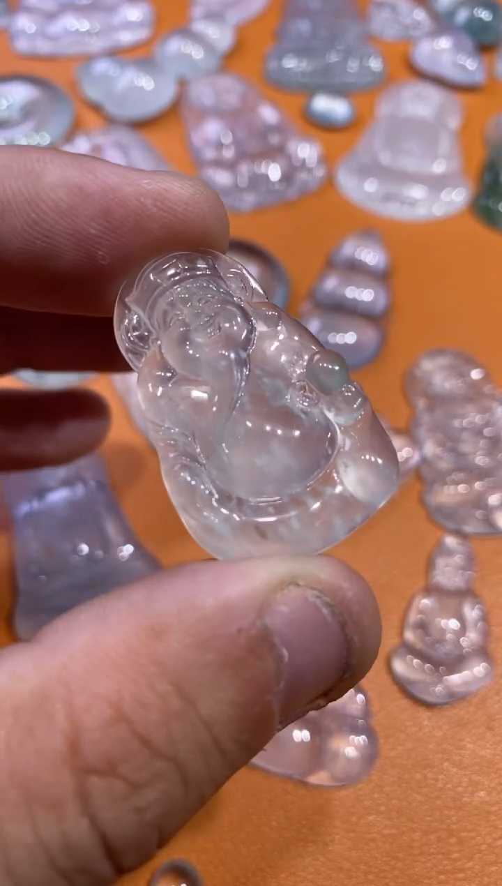 【闪购商品】翡翠颈饰未镶嵌财神3680