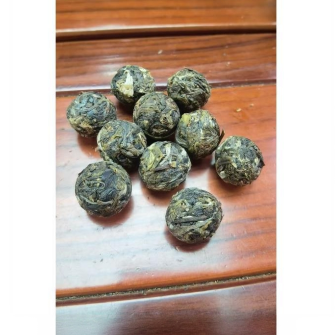 古树龙珠弯腰树4克普洱茶生茶20颗