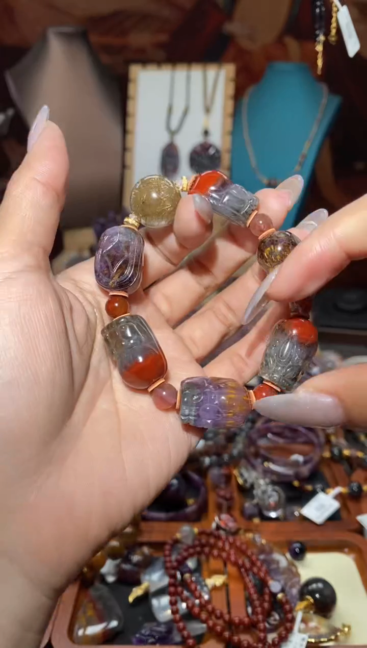 【闪购商品】水晶手串未镶嵌极光貔貅阵