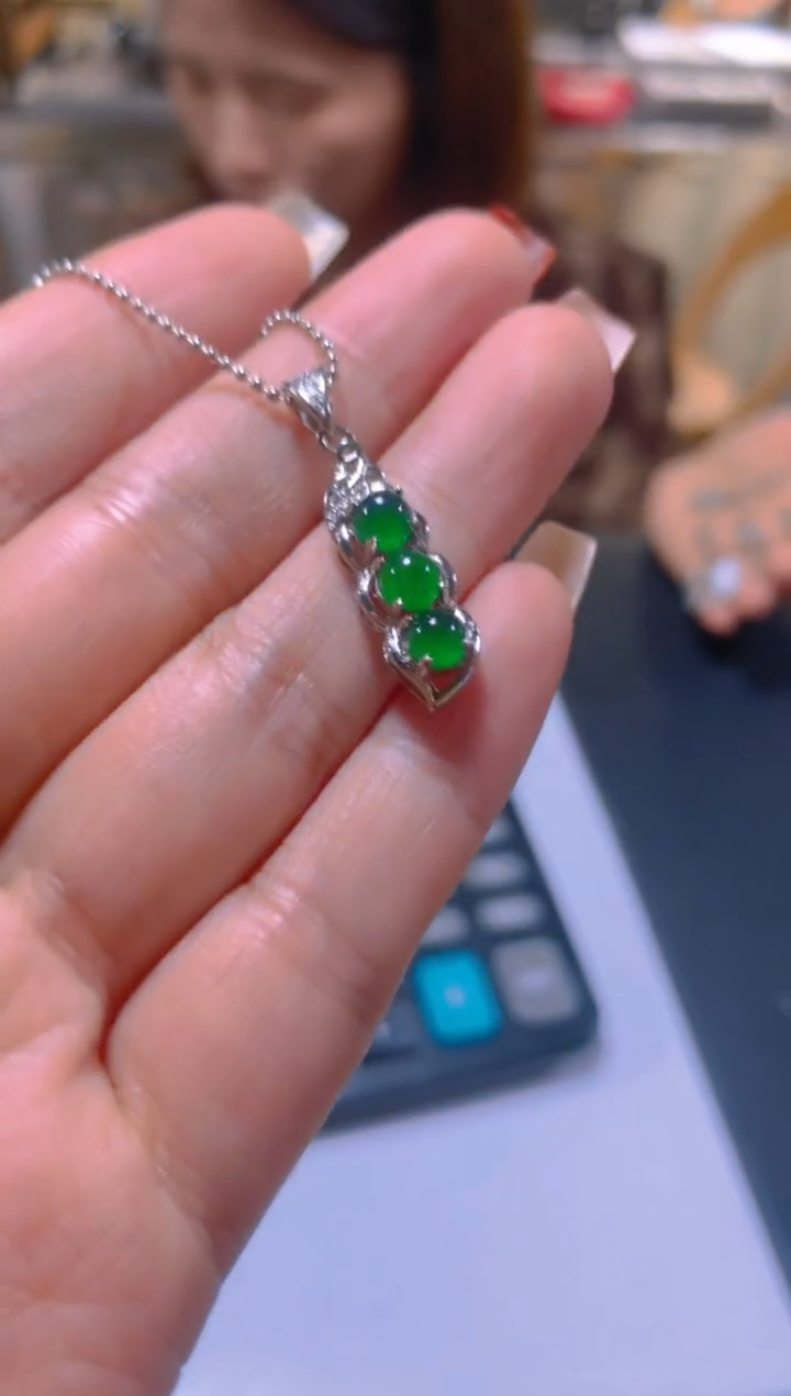 颈饰未镶嵌翡翠多样性发一