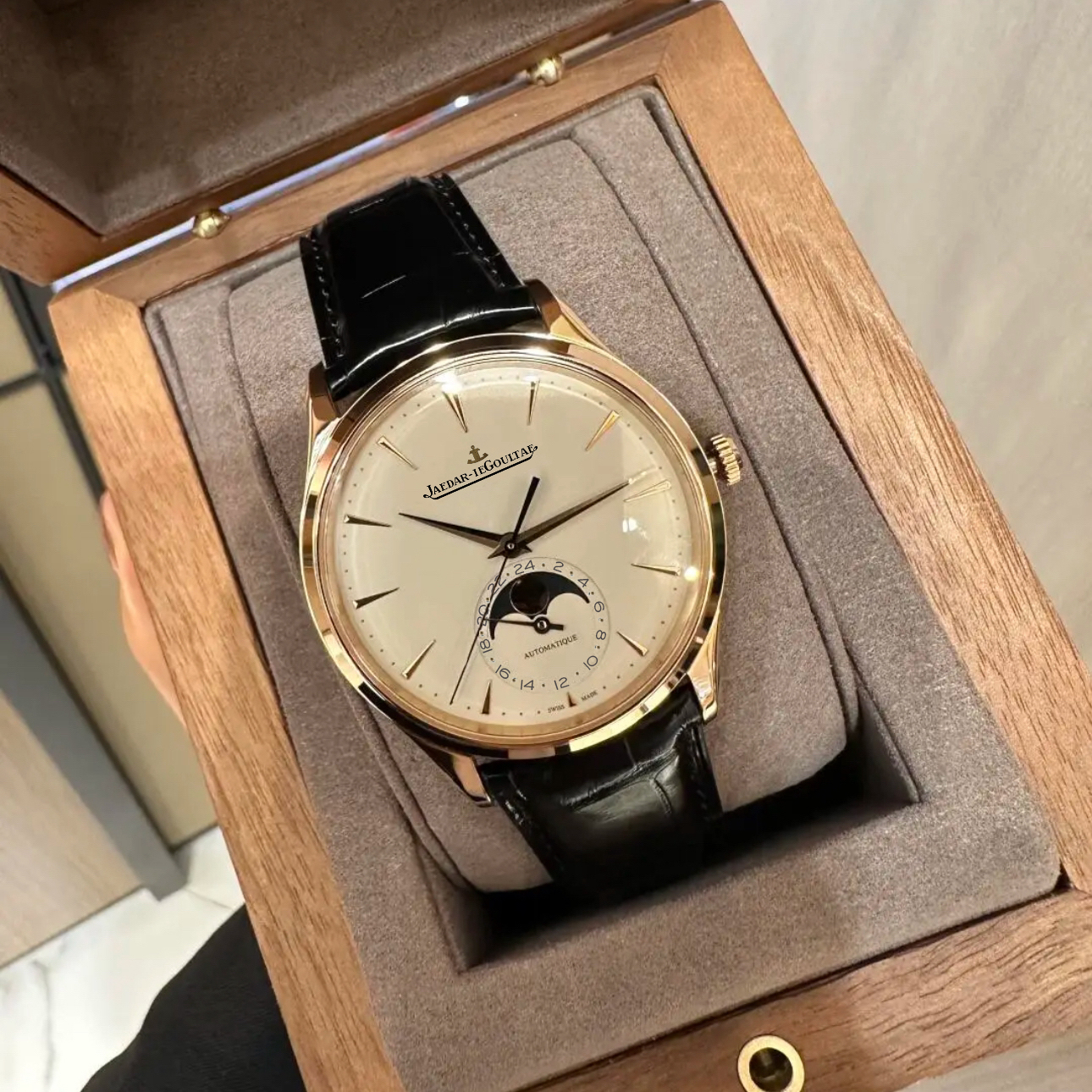 全新未使用/JAEDAR-IEGOULTAE/月相大师系列/自动机械/39mm/全套