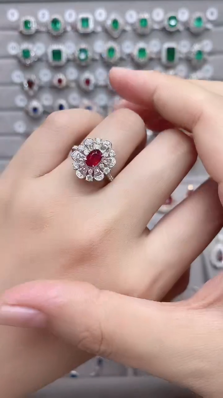 【闪购商品】红宝石18K金戒指18K金镶嵌·