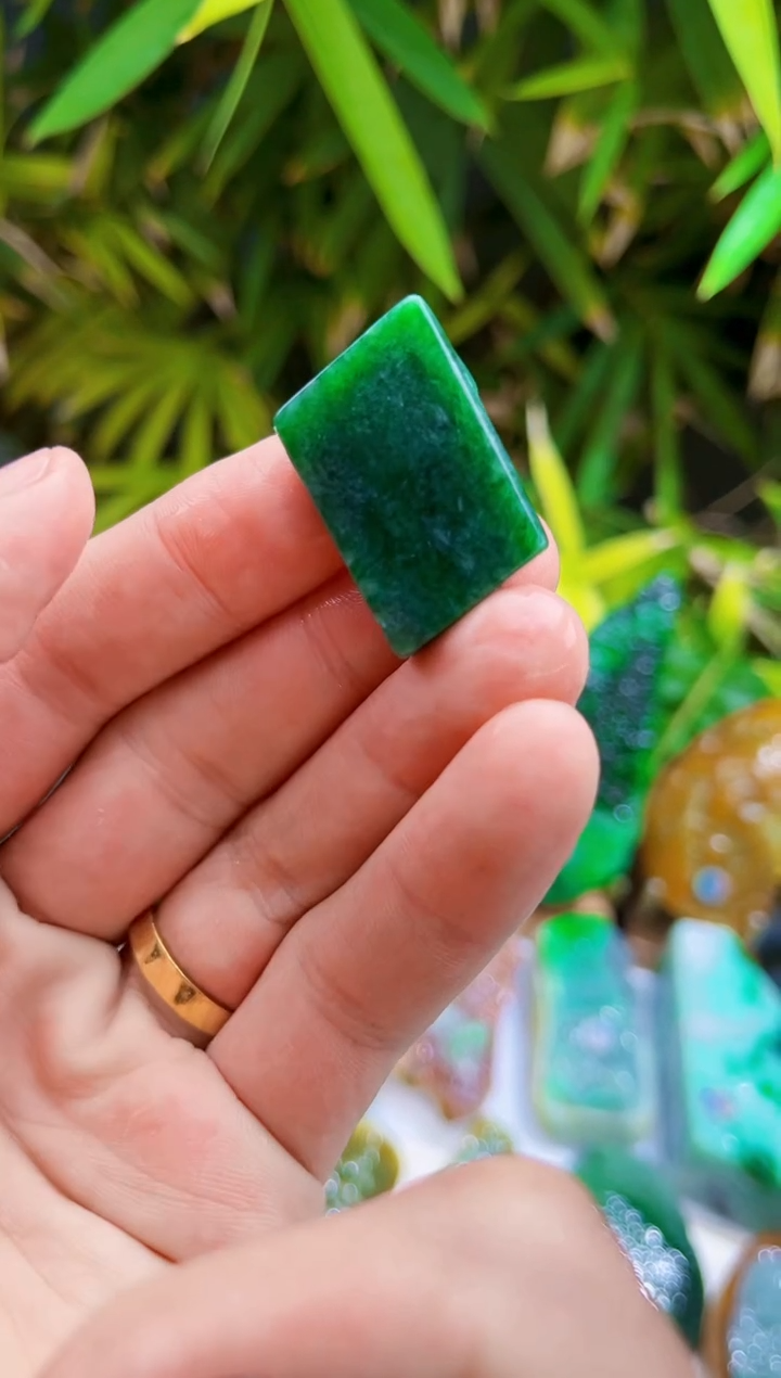 未镶嵌定制翡翠翡翠