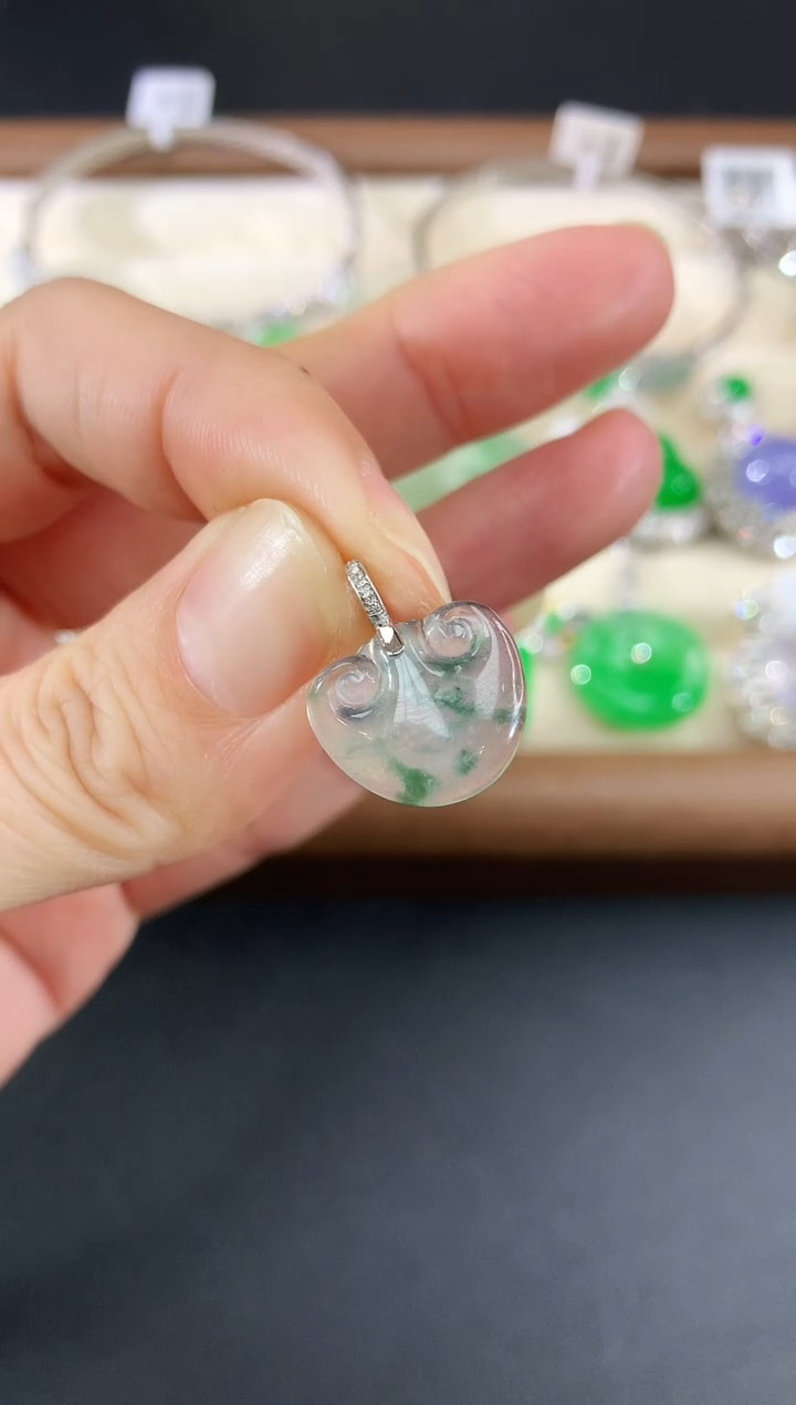 吊坠(不含链)18K金镶嵌翡翠107|1380