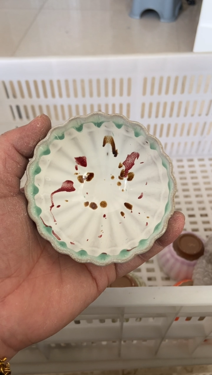 杯无运费险有瑕疵的摄影的产品有使用过的痕迹有点脏介意勿拍杯