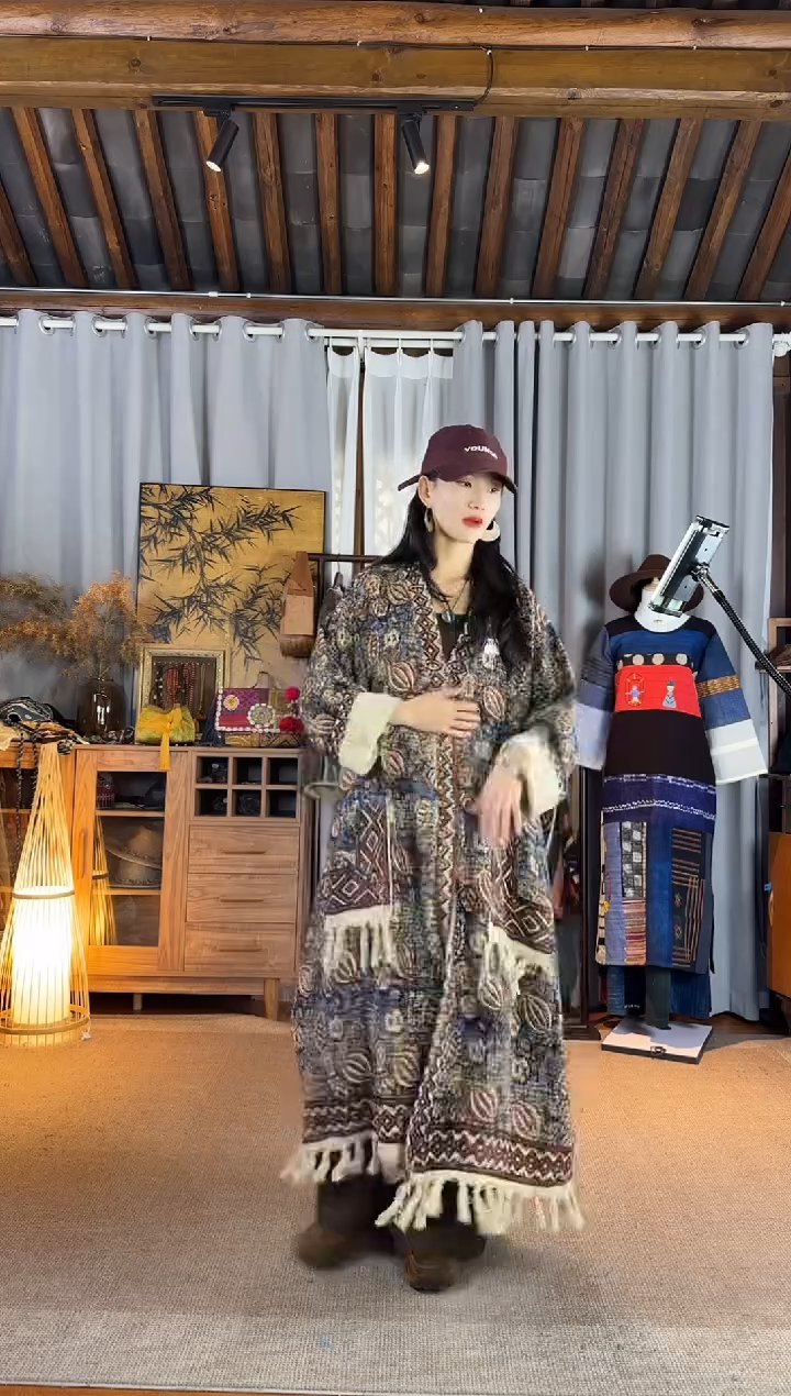 ?设计师款沙漠玫瑰长袍