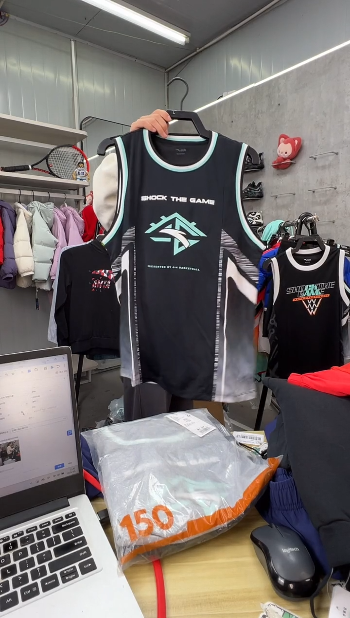 【闪购商品】安踏儿童衣服尺码：150