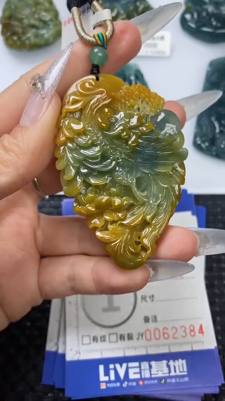 【闪购商品】翡翠颈饰未镶嵌111111111111111