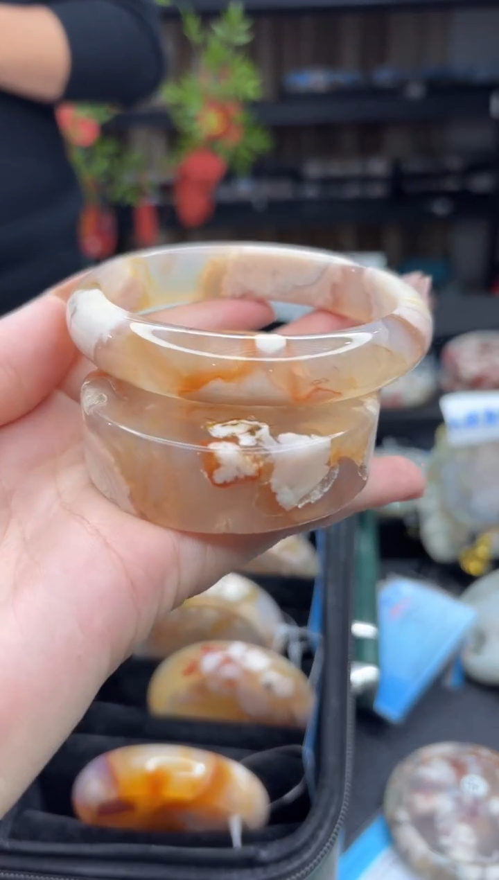 【闪购商品】石英质玉手镯未镶嵌767（64圈赠送镯心）