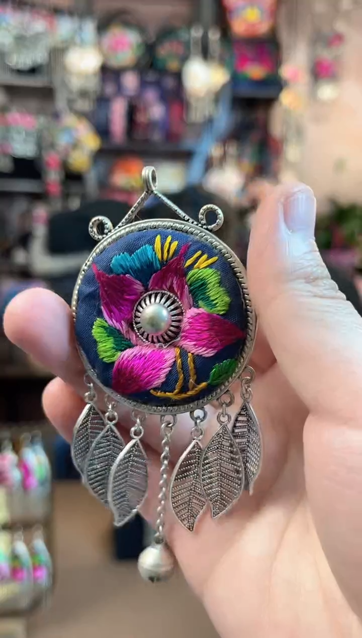 织绣民族风手工非遗老绣饰品620