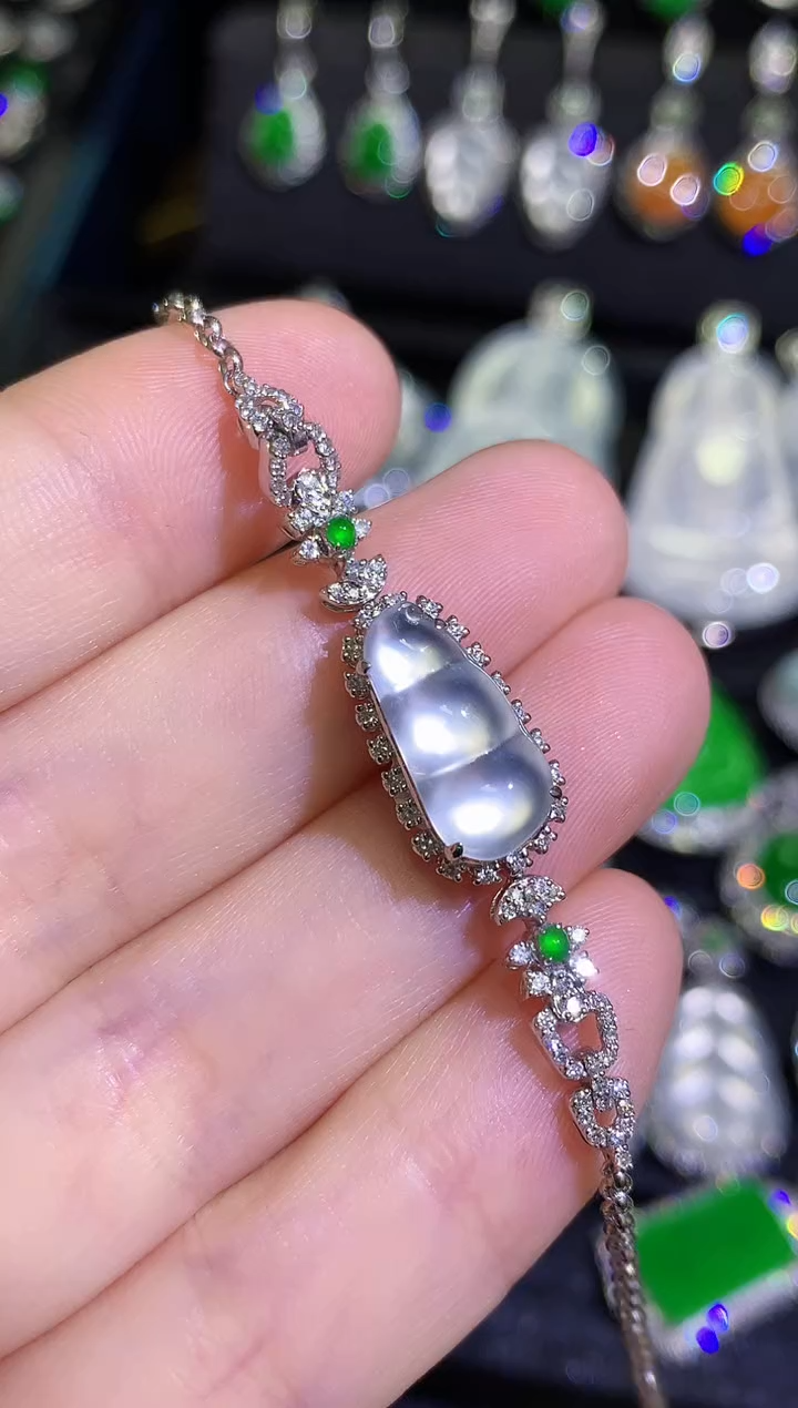 【闪购商品】翡翠手链18K金镶嵌玻璃种福豆手链