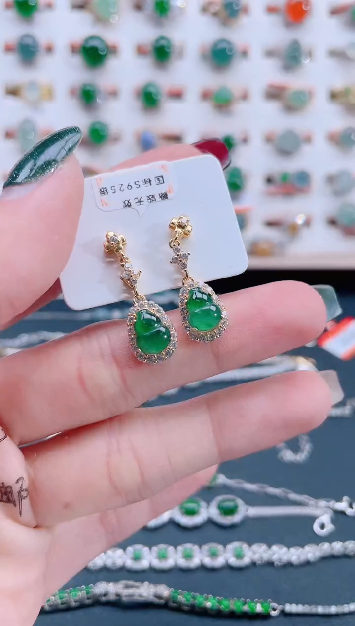 银S925镶嵌翡翠耳饰天然翡翠