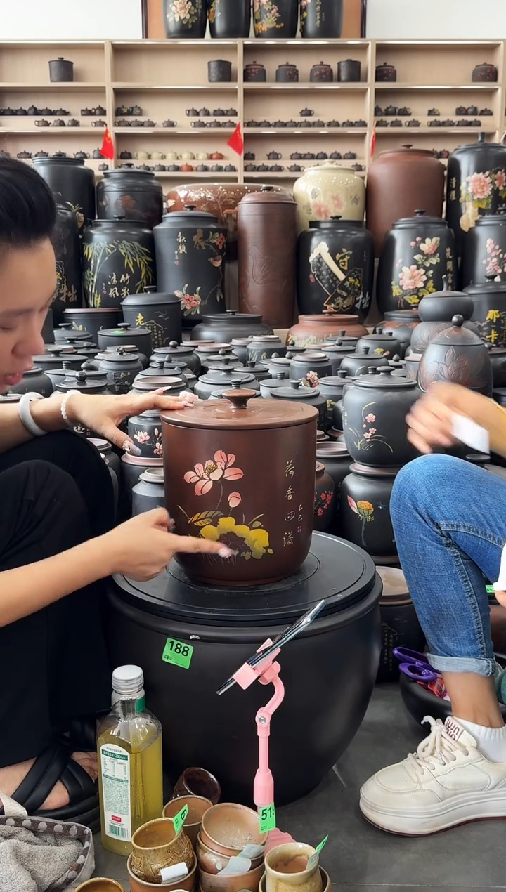 瑕疵古铜色七饼彩填  703