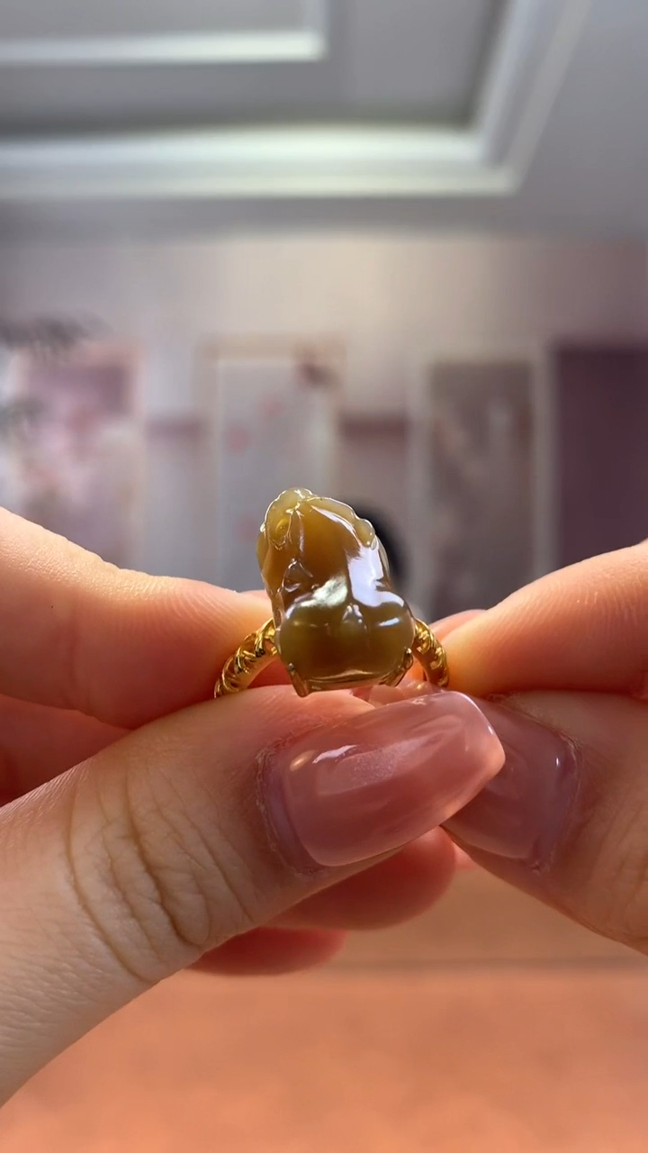 【闪购商品】和田玉戒指银S925镶嵌糖貔貅戒指