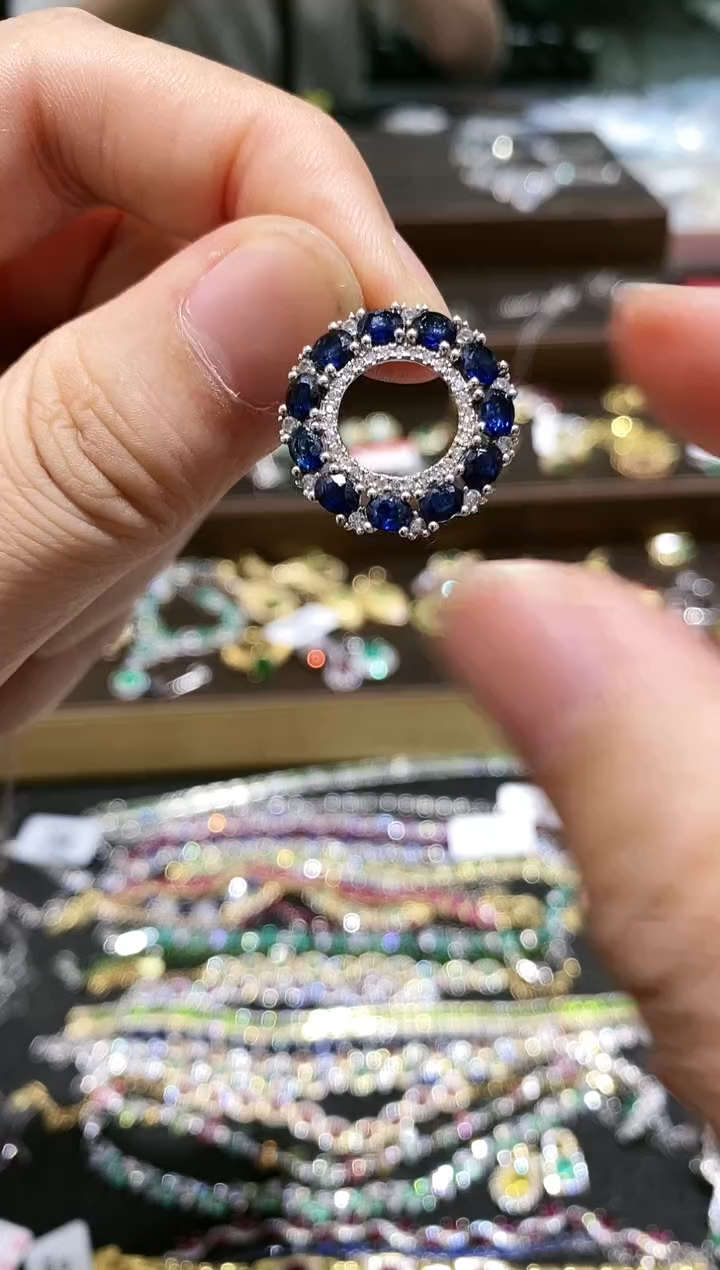【闪购商品】蓝宝石颈饰银S925镶嵌吊坠