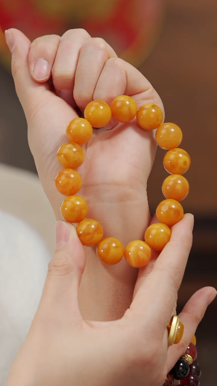 【闪购商品】琥珀手链未镶嵌14+老蜡飘花手串多样性发一件