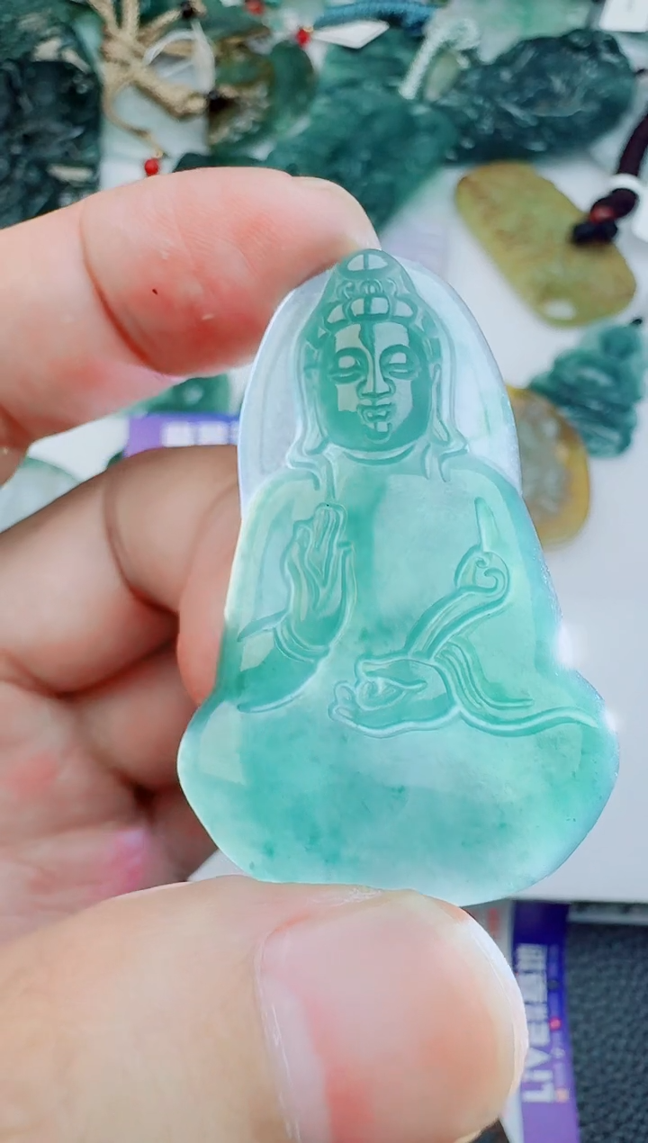 【闪购商品】翡翠颈饰未镶嵌多样性随机发其一