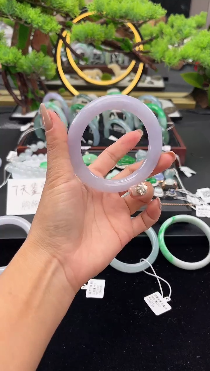 未镶嵌手镯翡翠手镯