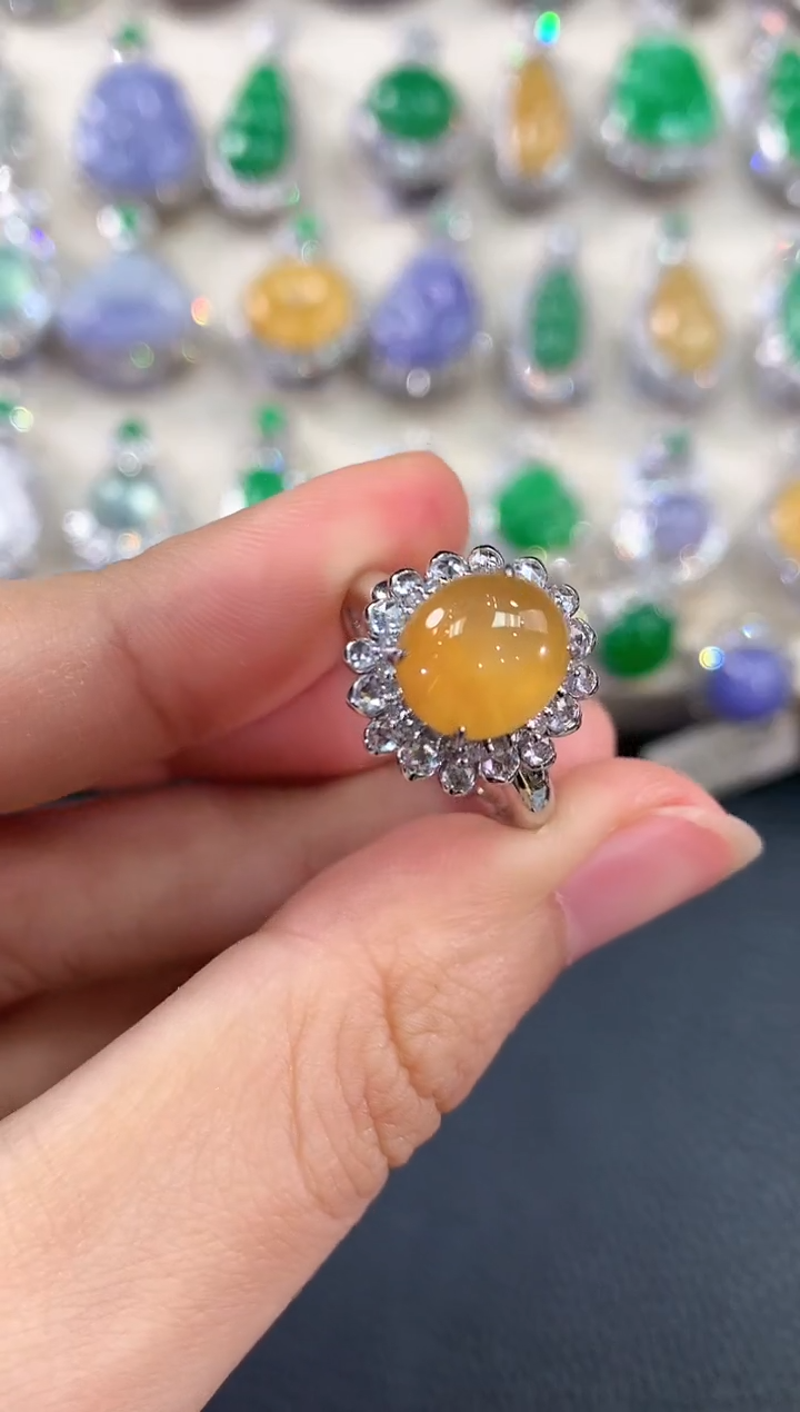 【闪购商品】翡翠戒指18K金镶嵌D86    