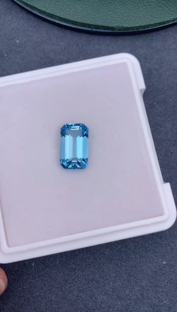 【闪购商品】海蓝宝石裸石未镶嵌4.7ct海蓝宝石