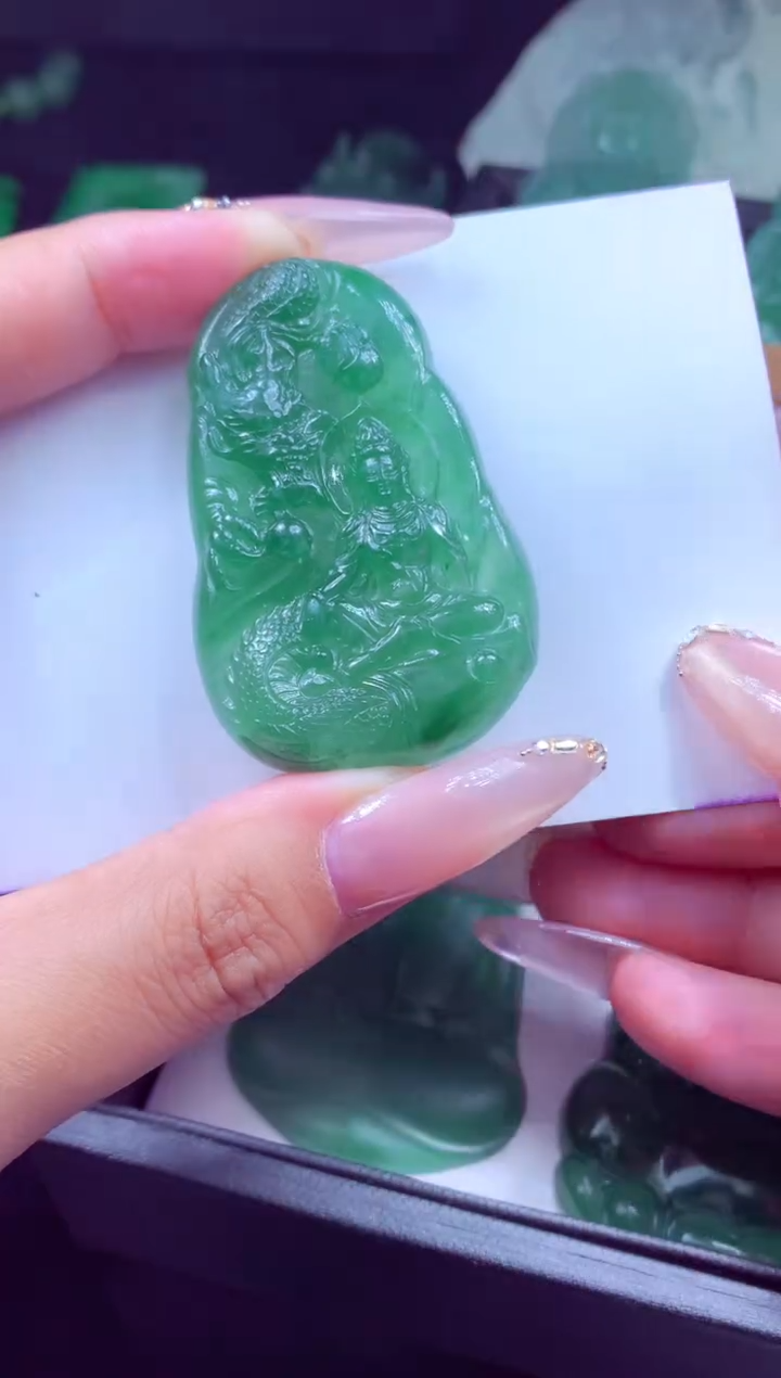 未镶嵌定制翡翠෯****࿐天然翡翠A货吊坠 官方基地发货