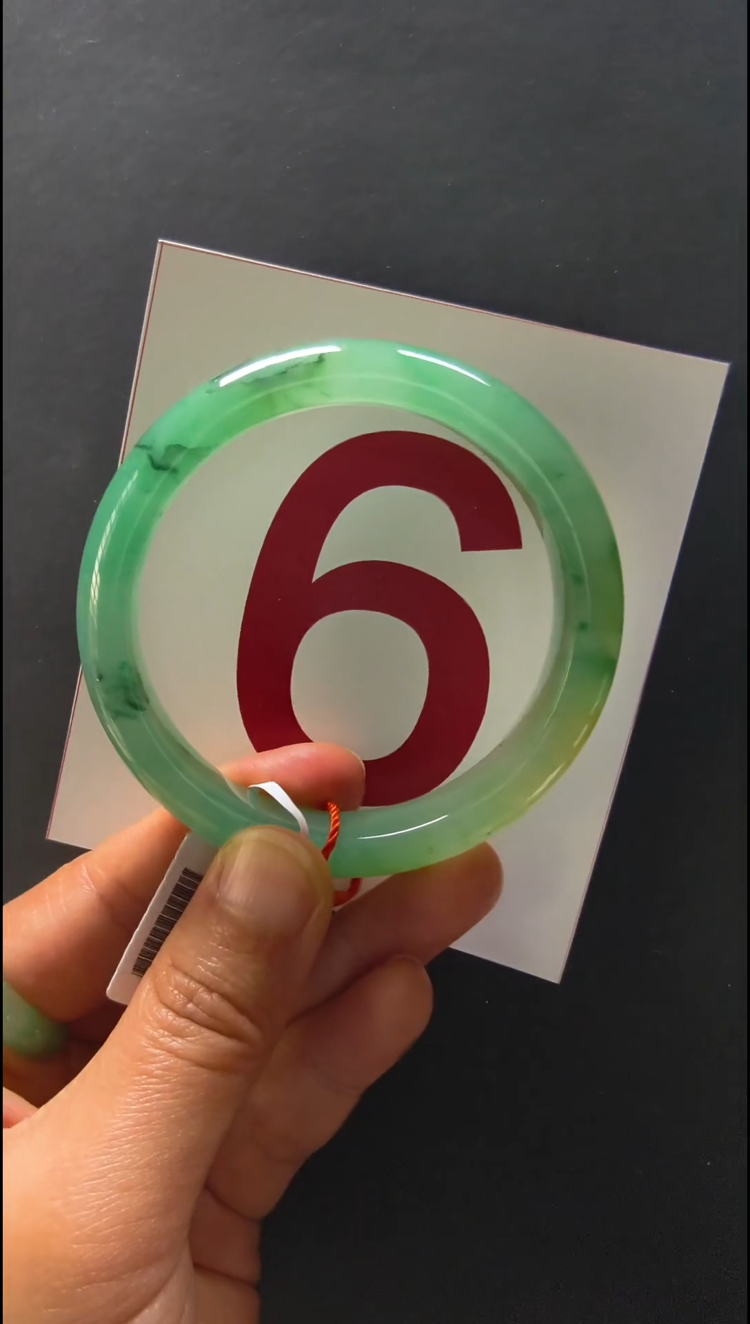 未镶嵌手镯（圆镯）石英质玉（非洲翠）非洲翠手镯