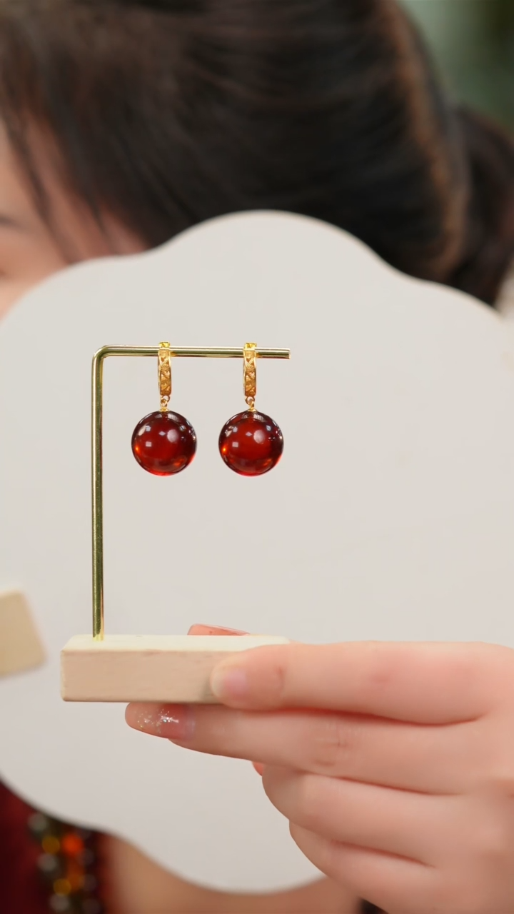 【闪购商品】血珀耳饰银S925镶嵌17+血珀设计款耳扣