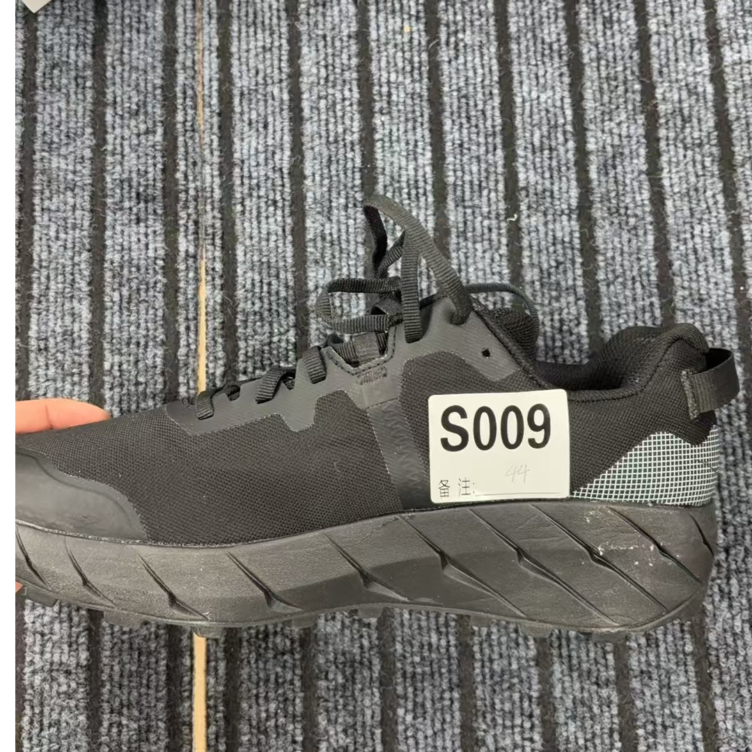 男女户外休闲鞋s009