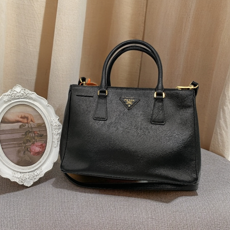 95新 Prada/普拉达 黑金十字纹杀手包/EE12905022/5022/H