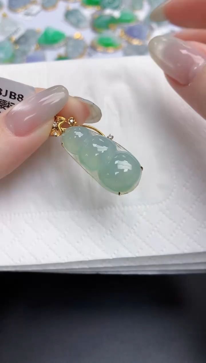 【闪购商品】翡翠颈饰18K金镶嵌天然缅甸翡翠A货