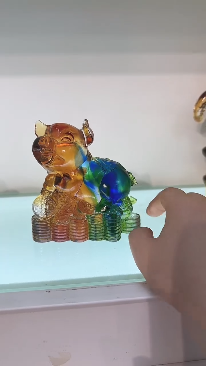 手工艺品琉璃猪猪