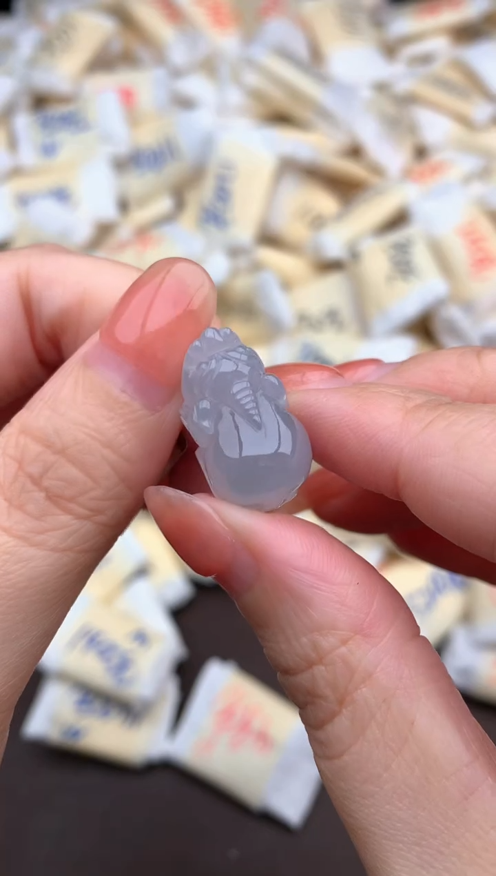 【闪购商品】翡翠挂件未镶嵌一