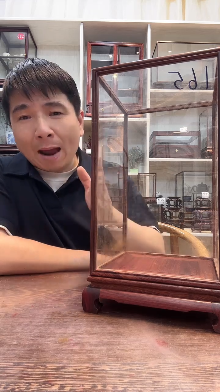 红酸枝木类18*18*30玻璃罩165