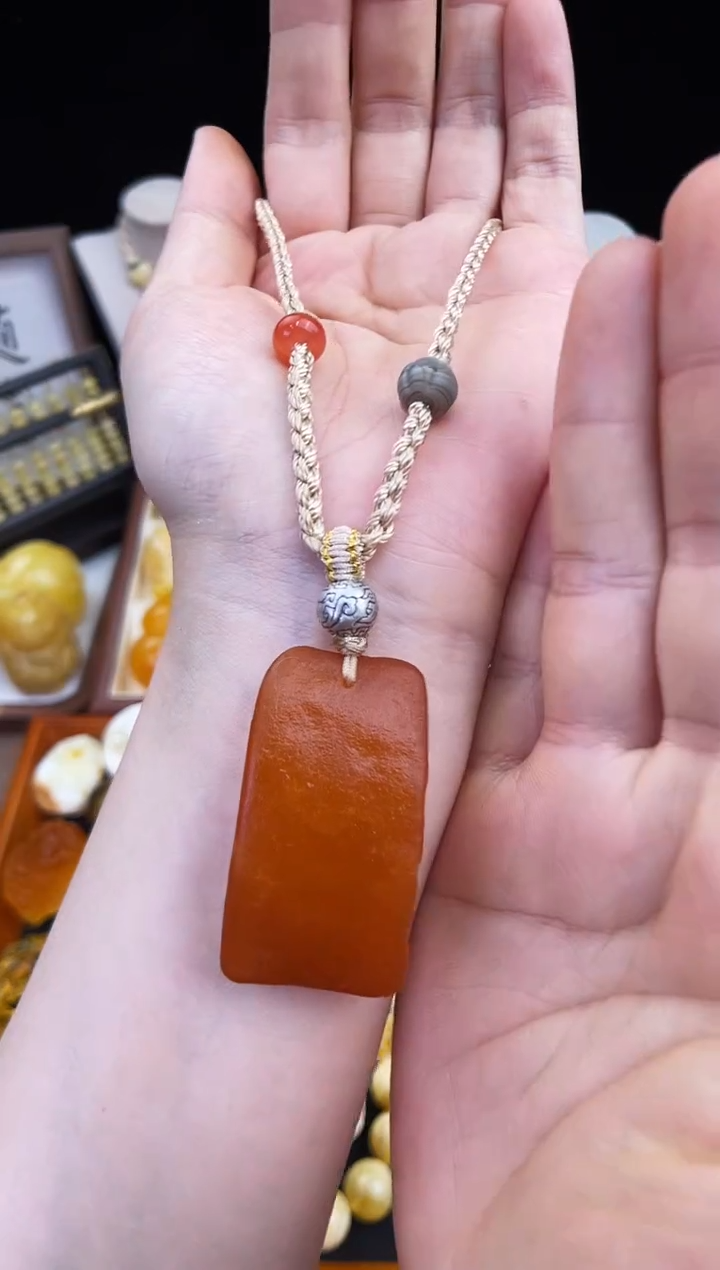 琥珀未镶嵌珠宝奇石柒月