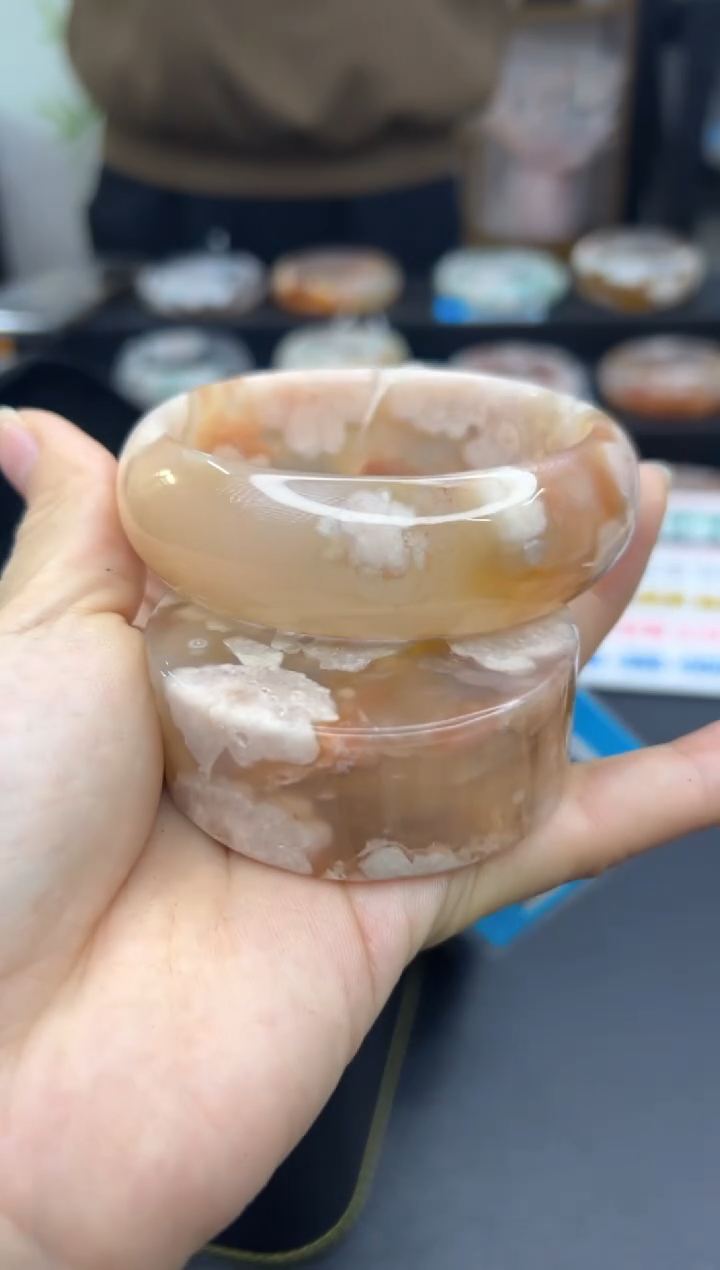 【闪购商品】石英质玉手镯未镶嵌A130(59圈赠送镯心)